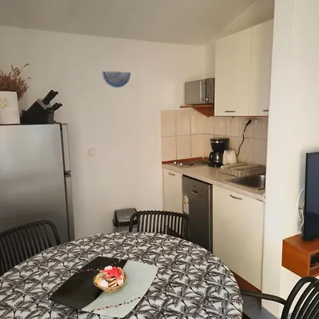 Apartman Luca *