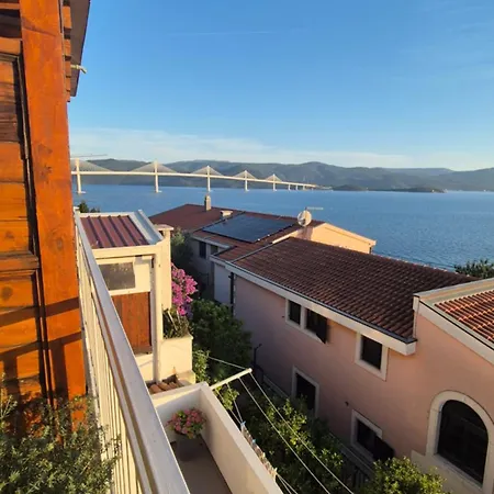 Apartament Luca *