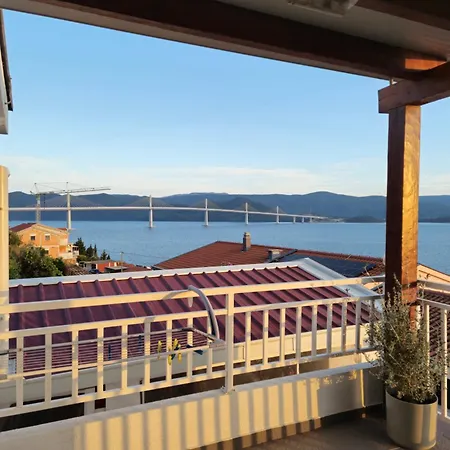 Apartament Luca *